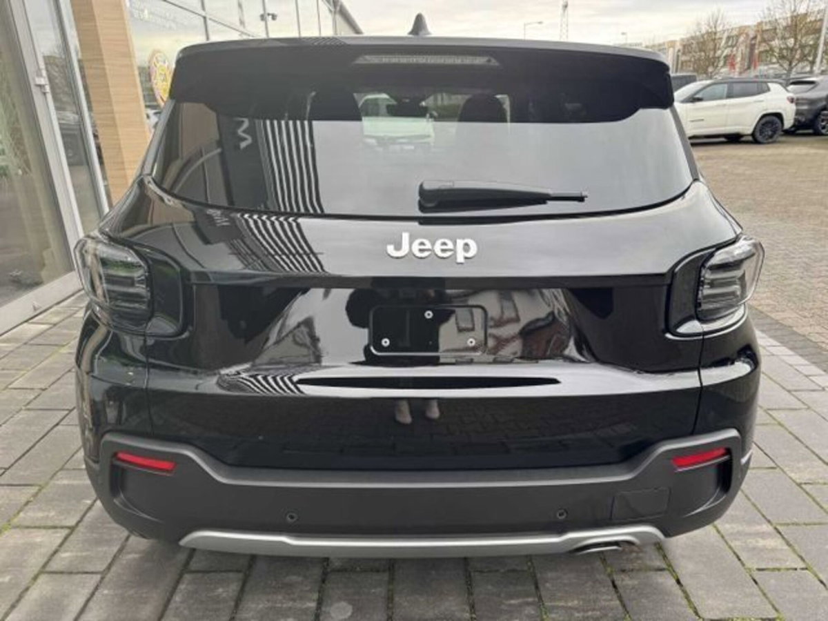 Jeep Avenger 1.2 turbo Summit fwd 100cv (6)