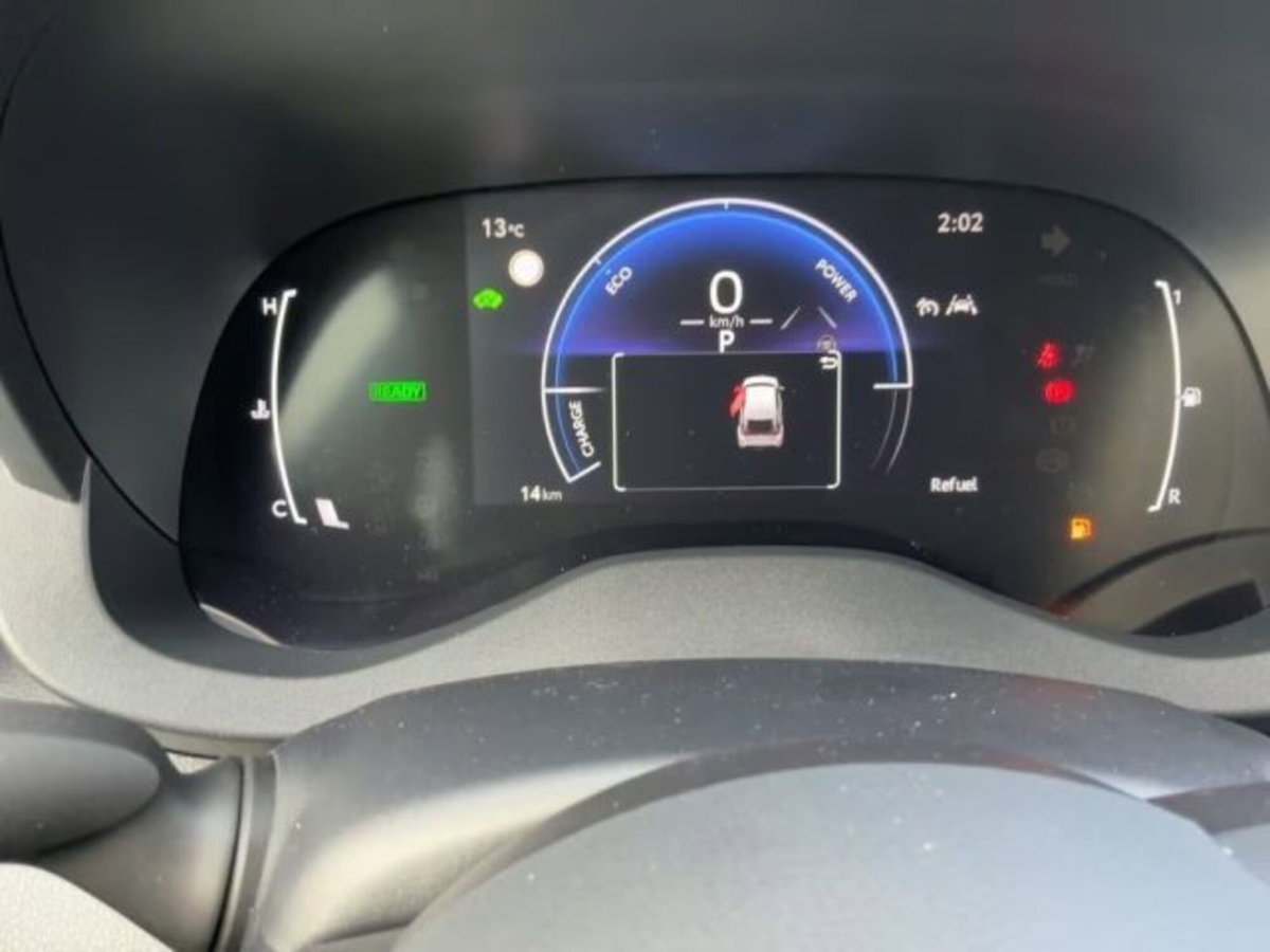 Toyota Yaris Cross 1.5 Hybrid 5p. E-CVT Premiere (7)
