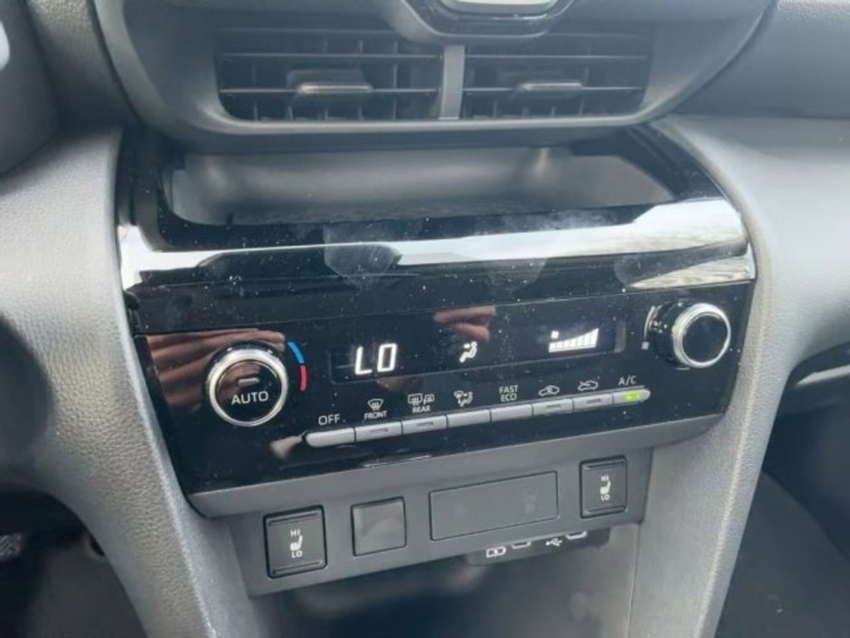 Toyota Yaris Cross 1.5 Hybrid 5p. E-CVT Premiere (10)