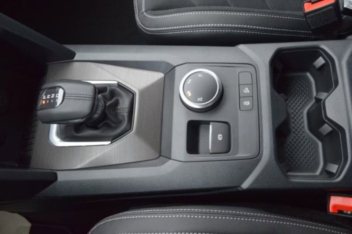 Volkswagen Amarok 2.0 tdi Style 4motion auto (9)