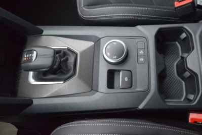 Volkswagen Amarok 2.0 tdi Style 4motion auto (9)