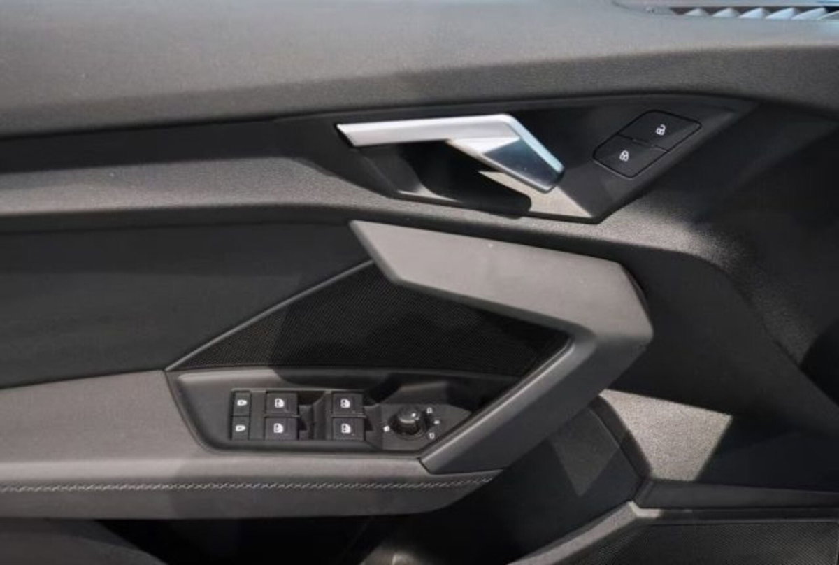 Audi A3 Sportback 30 TFSI S line edition (15)