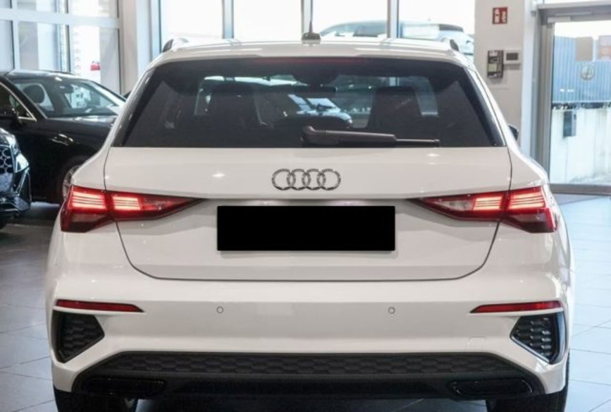 Audi A3 Sportback 30 TFSI S line edition (5)