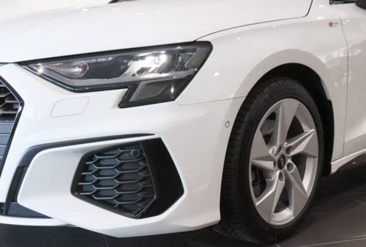 Audi A3 Sportback 30 TFSI S line edition (7)