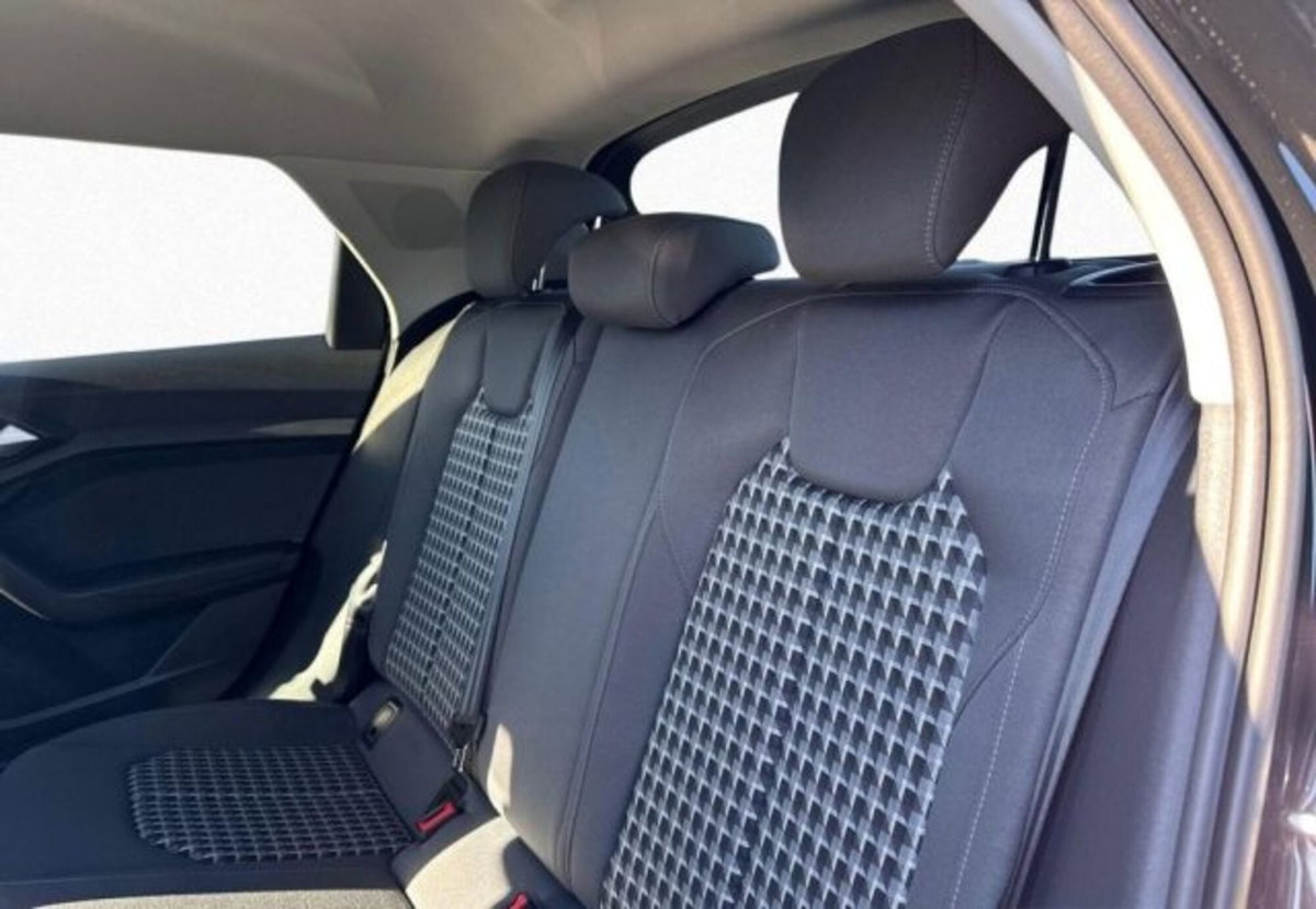 Audi A1 Sportback 30 TFSI S tronic S line edition (13)