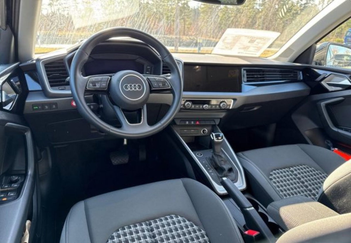 Audi A1 Sportback 30 TFSI S tronic S line edition (8)