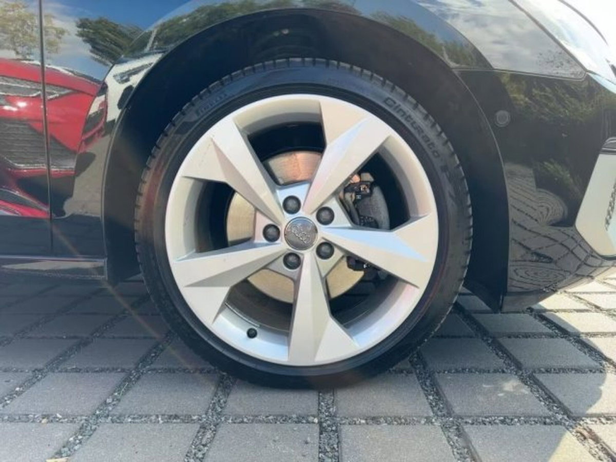Audi A3 Sportback 40 TFSI e S tronic Business Advanced (3)