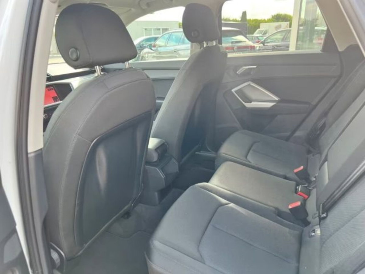Audi Q3 35 1.5 tfsi (14)