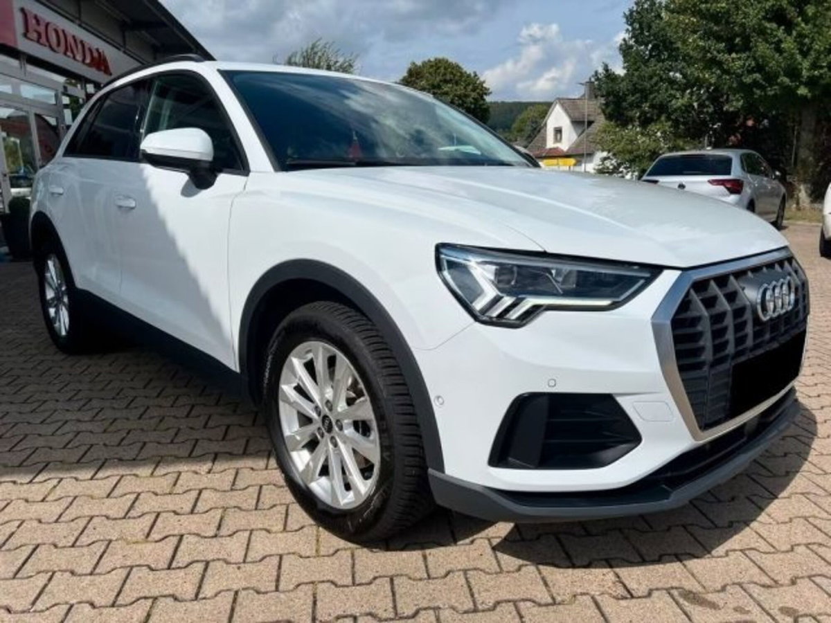 Audi Q3 35 1.5 tfsi (3)