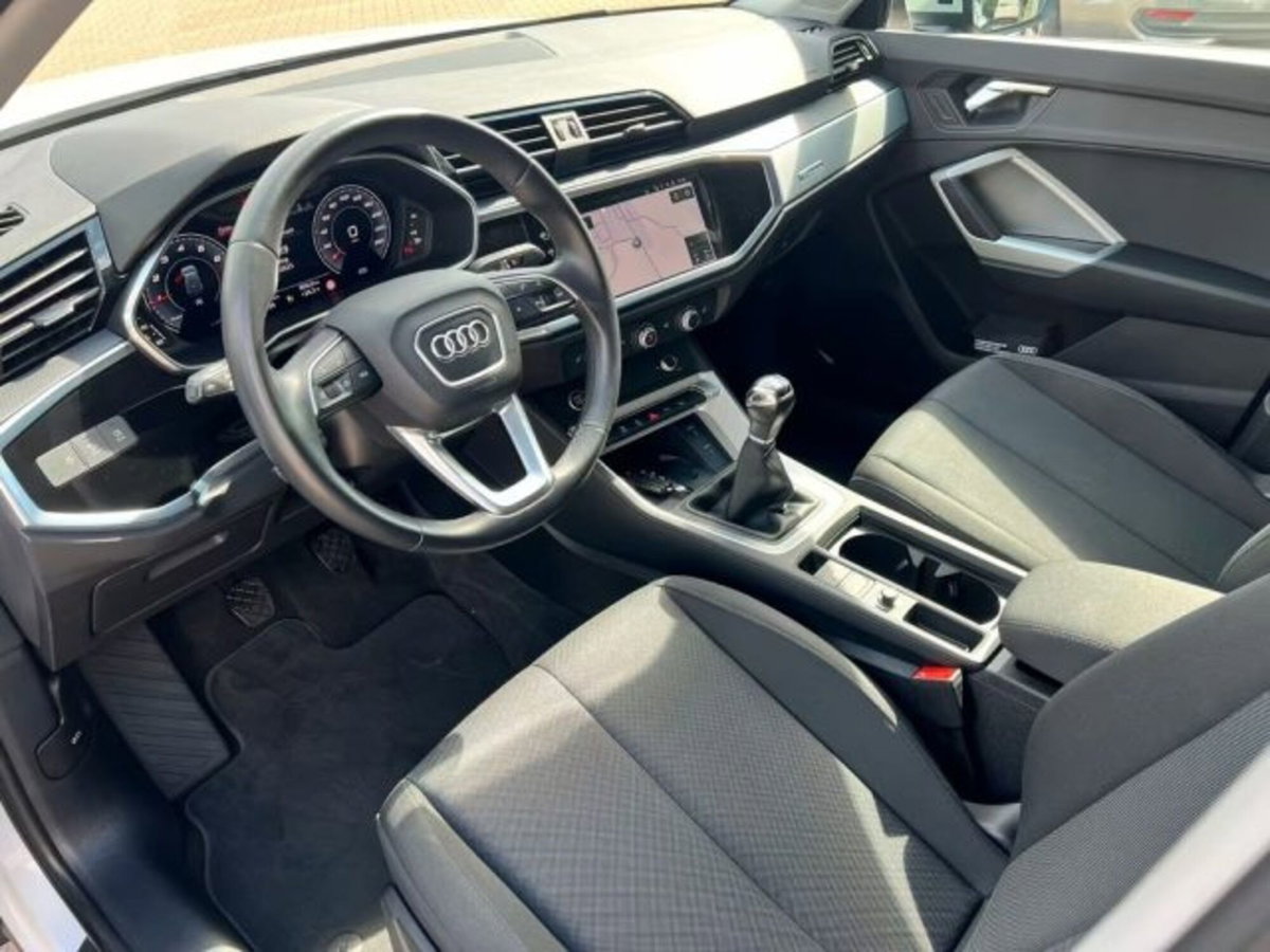 Audi Q3 35 1.5 tfsi (6)