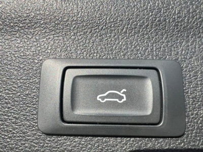 Audi A6 Avant 40 2.0 TDI S tronic Business Plus (14)