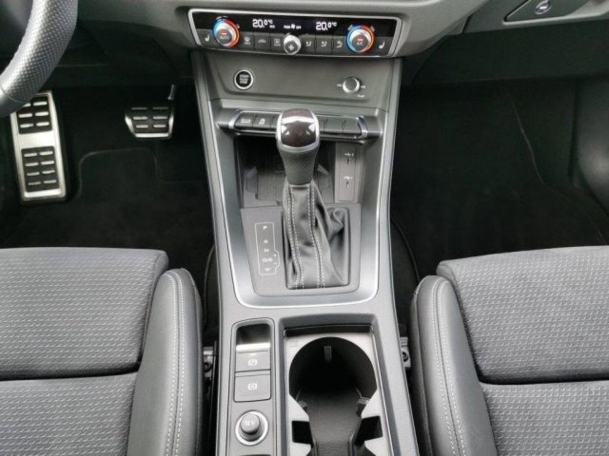 Audi Q3 Sportback 35 TDI quattro S tronic S line edition (9)