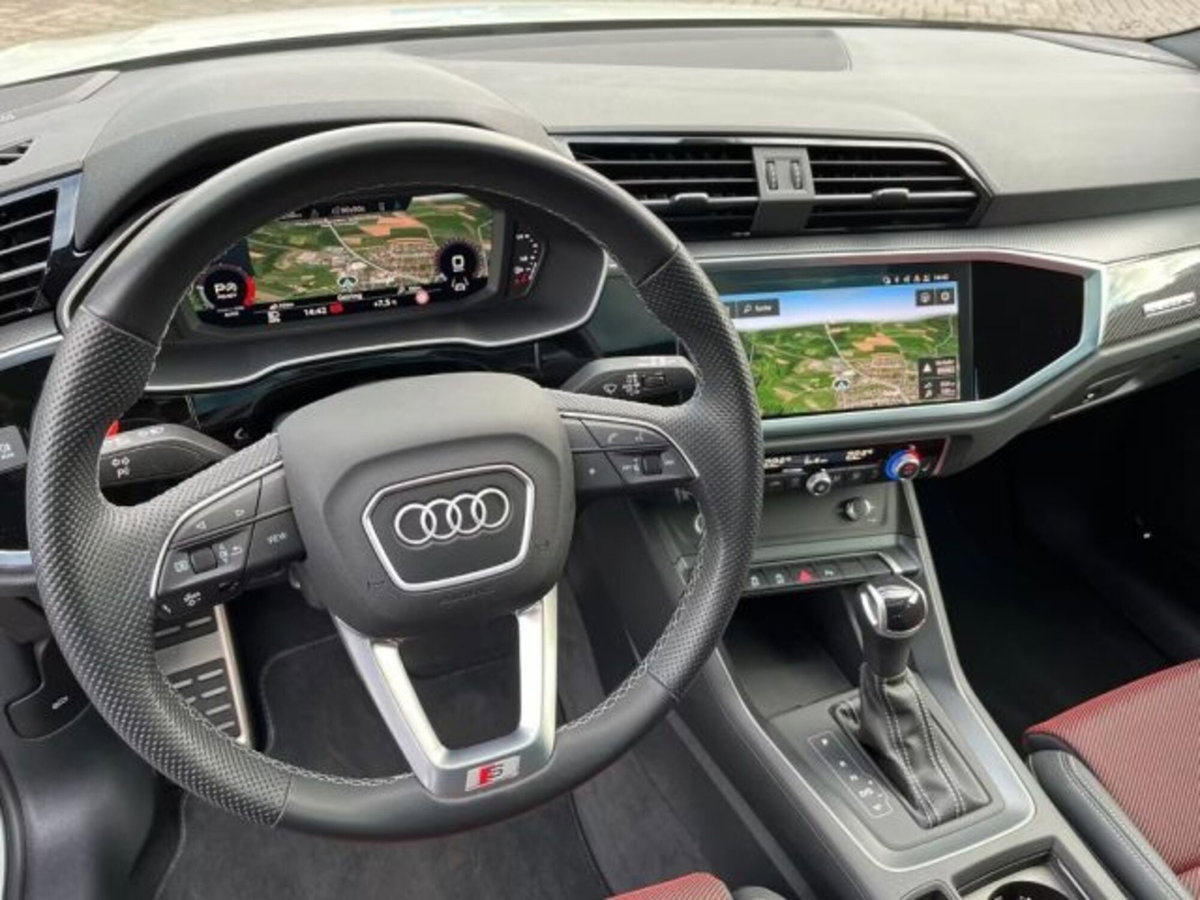 Audi Q3 Sportback 35 TDI quattro S tronic S line edition (10)