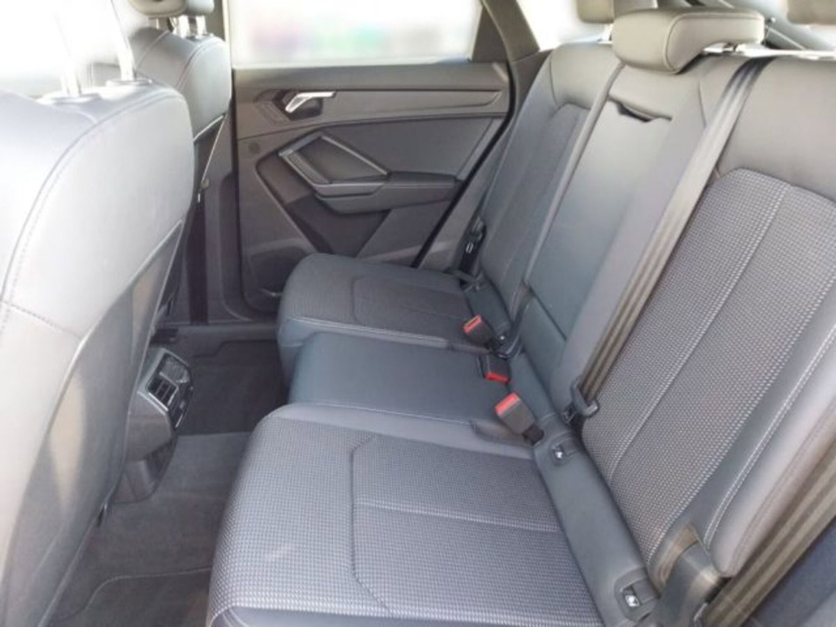 Audi Q3 Sportback 35 TDI quattro S tronic S line edition (8)