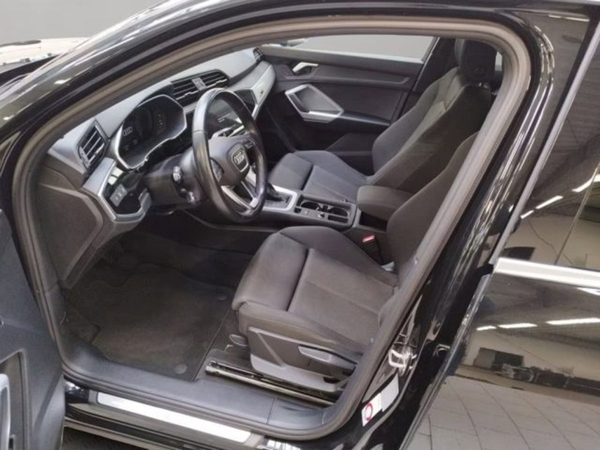 Audi Q3 Sportback 35 TDI quattro S tronic S line edition (10)