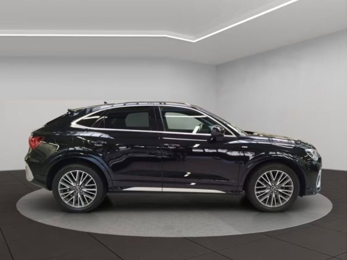 Audi Q3 Sportback 35 TDI quattro S tronic S line edition (6)