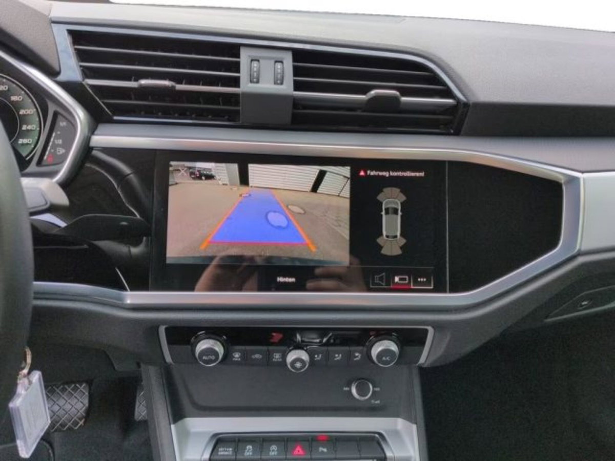 Audi Q3 Sportback 35 TDI quattro S tronic S line edition (5)