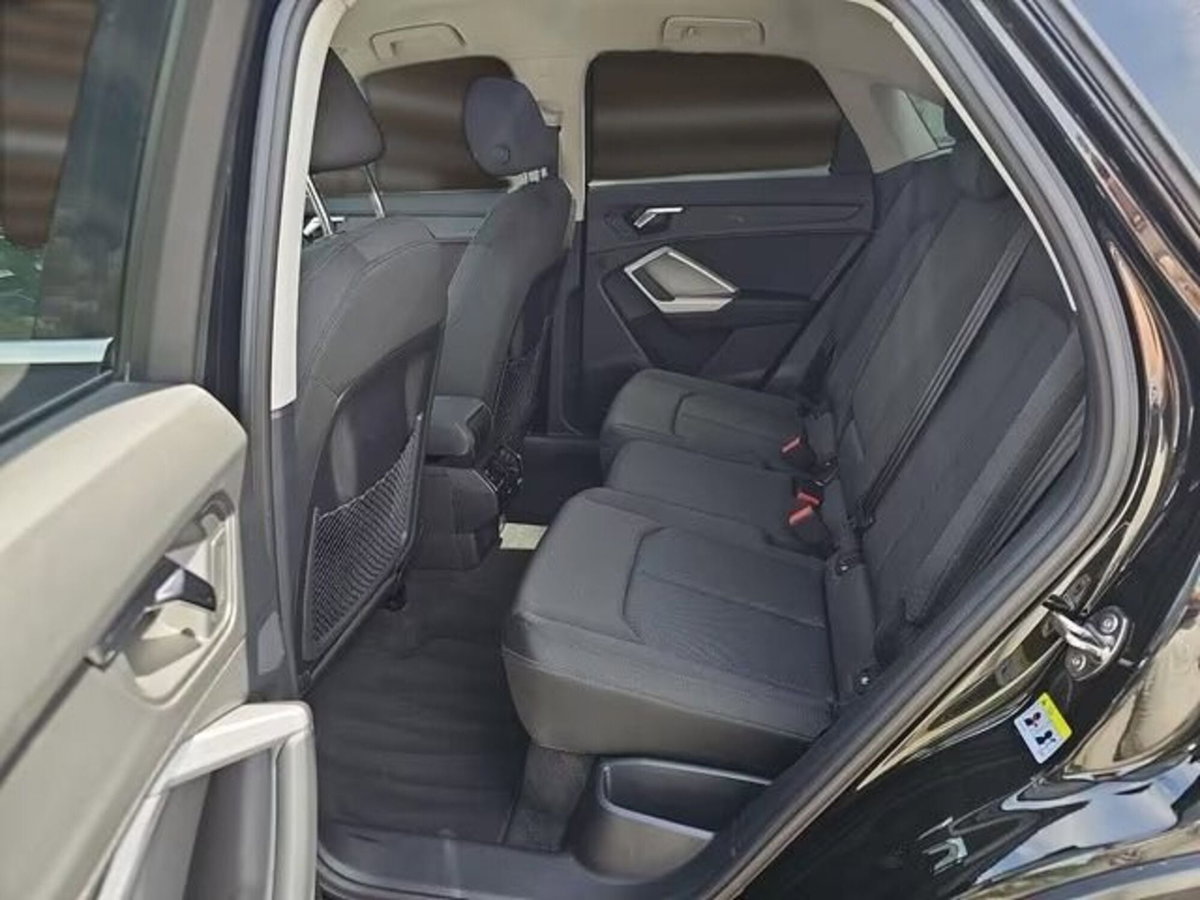 Audi Q3 Sportback 35 TDI quattro S tronic S line edition (10)