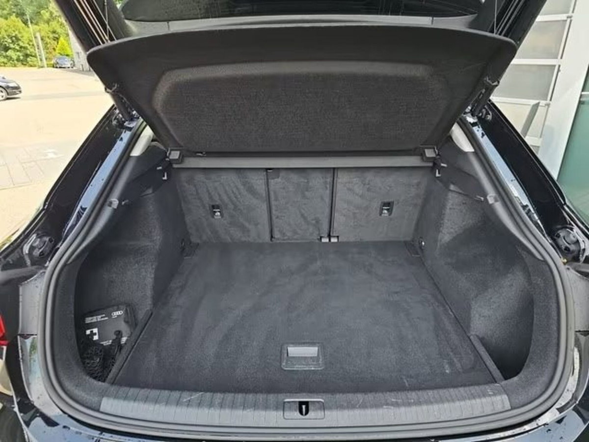 Audi Q3 Sportback 35 TDI quattro S tronic S line edition (13)