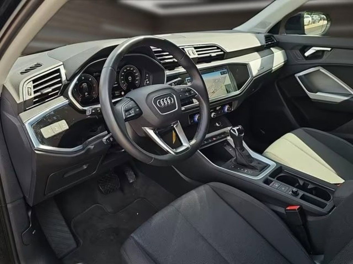 Audi Q3 Sportback 35 TDI quattro S tronic S line edition (7)