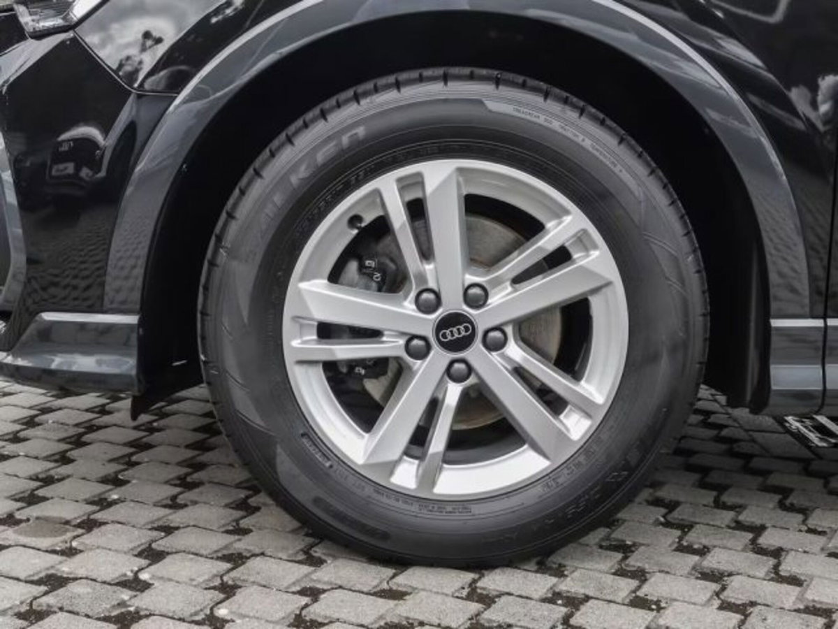 Audi Q3 Sportback 35 TDI quattro S tronic Business Plus (5)