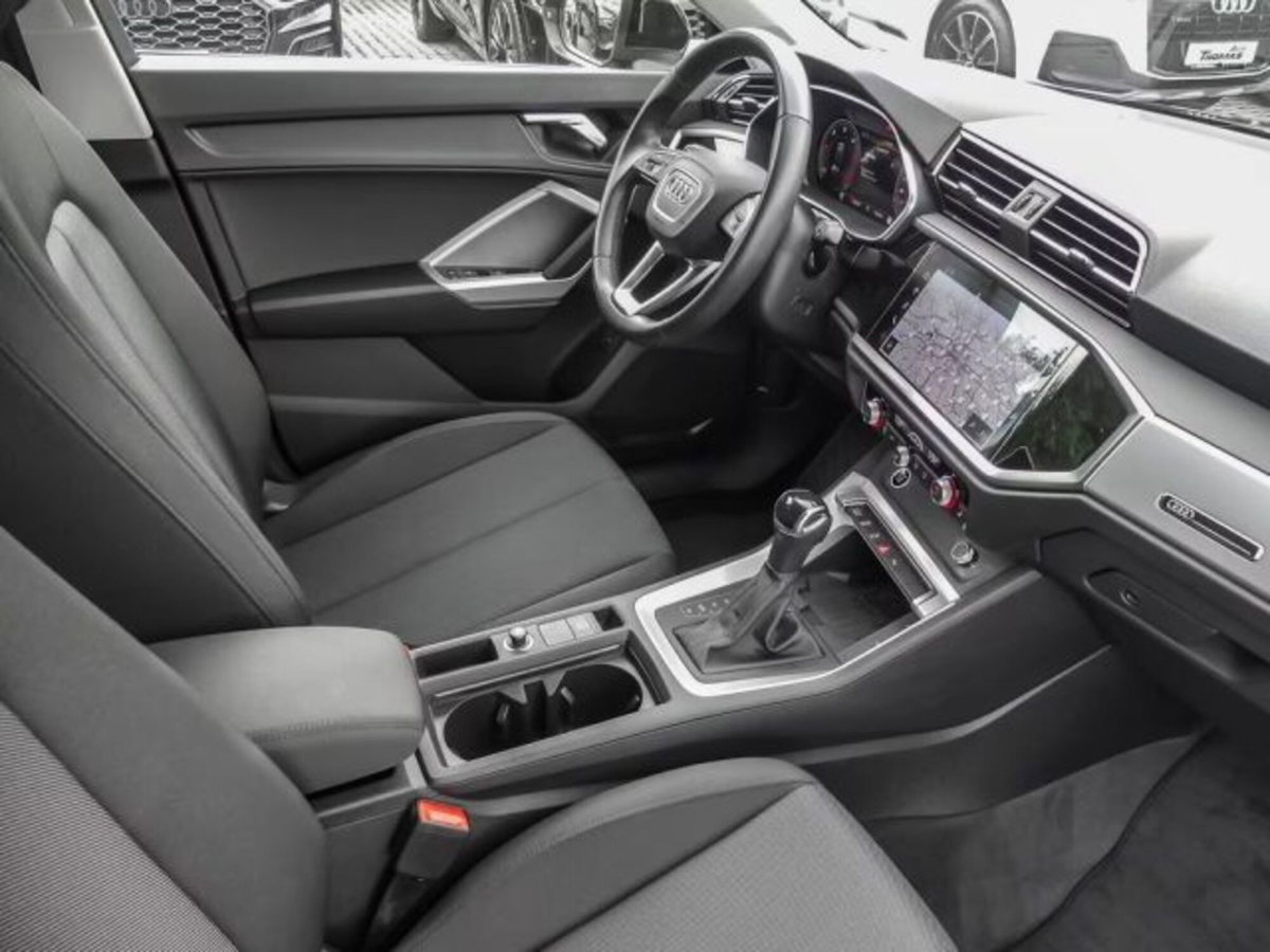 Audi Q3 Sportback 35 TDI quattro S tronic Business Plus (7)