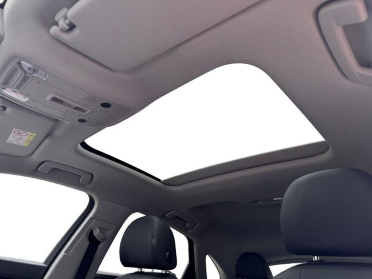 Audi Q3 Sportback 35 TDI quattro S tronic S line edition (11)