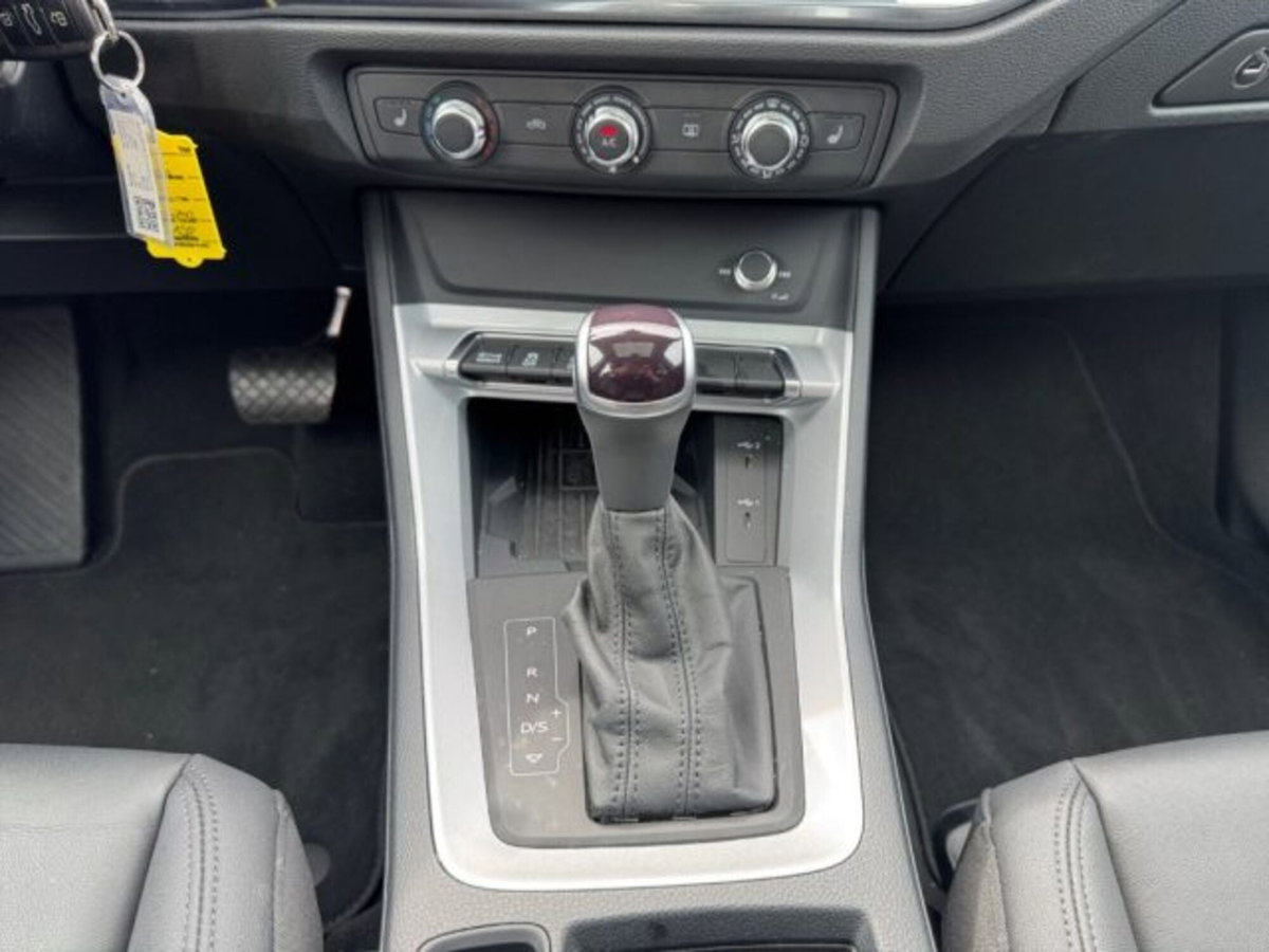 Audi Q3 Sportback 35 TDI quattro S tronic S line edition (14)