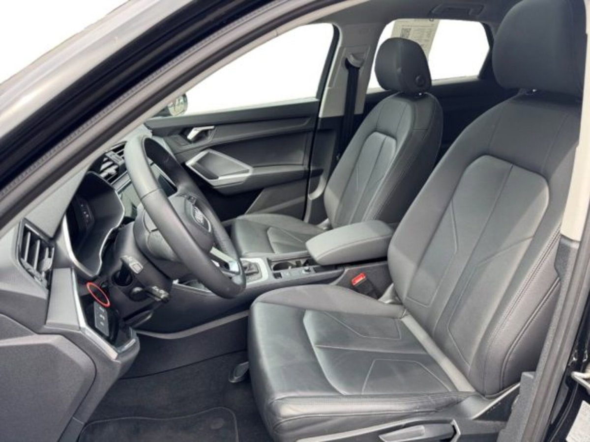 Audi Q3 Sportback 35 TDI quattro S tronic S line edition (9)