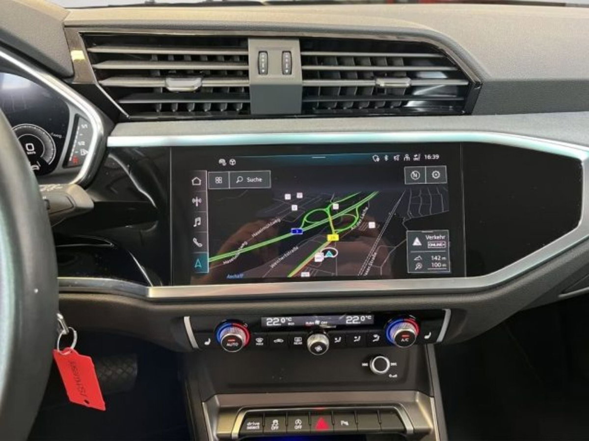 Audi Q3 Sportback 35 TDI quattro S tronic S line edition (12)
