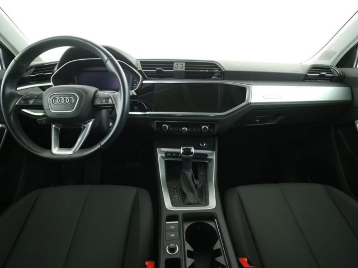Audi Q3 Sportback 35 TDI quattro S tronic S line edition (5)