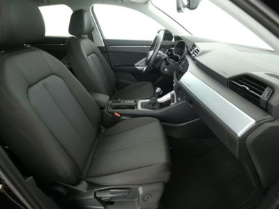 Audi Q3 Sportback 35 TDI quattro S tronic S line edition (7)