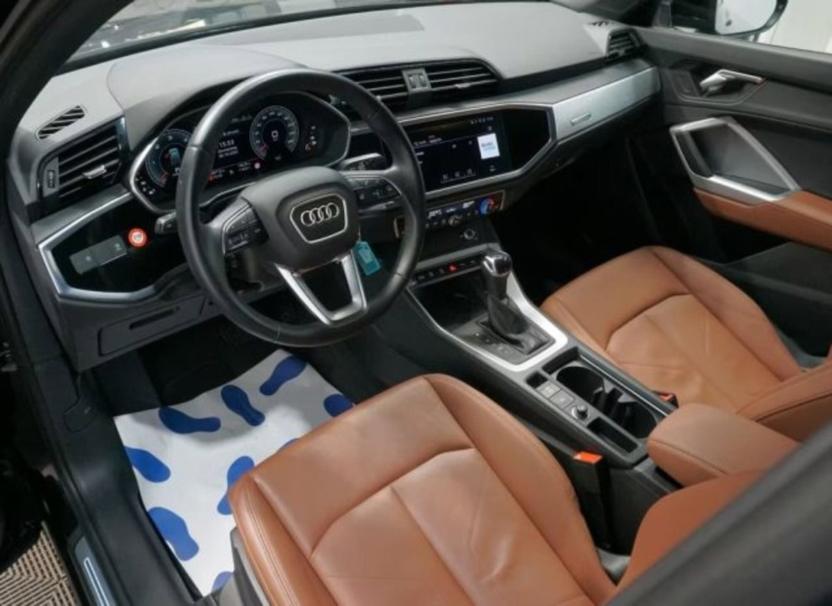 Audi Q3 Sportback 35 TDI quattro S tronic S line edition (10)