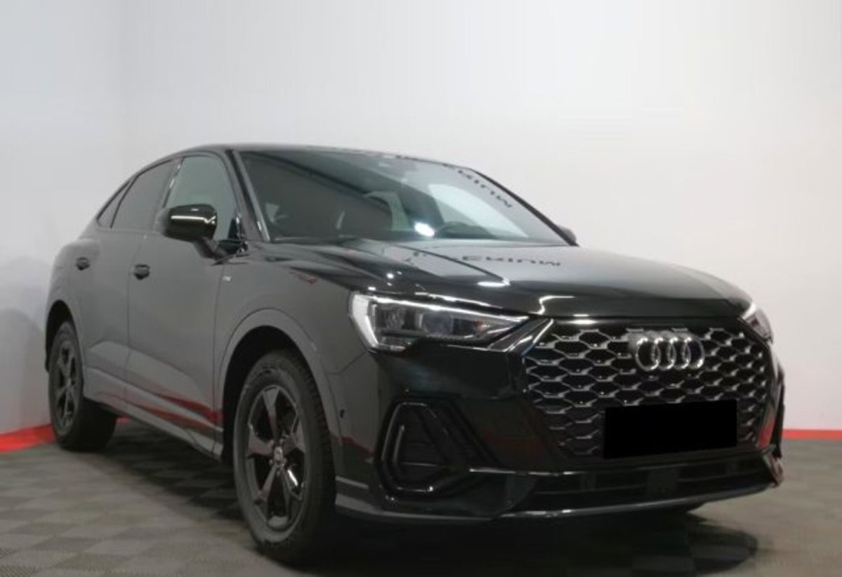 Audi Q3 Sportback 35 TDI quattro S tronic S line edition (3)