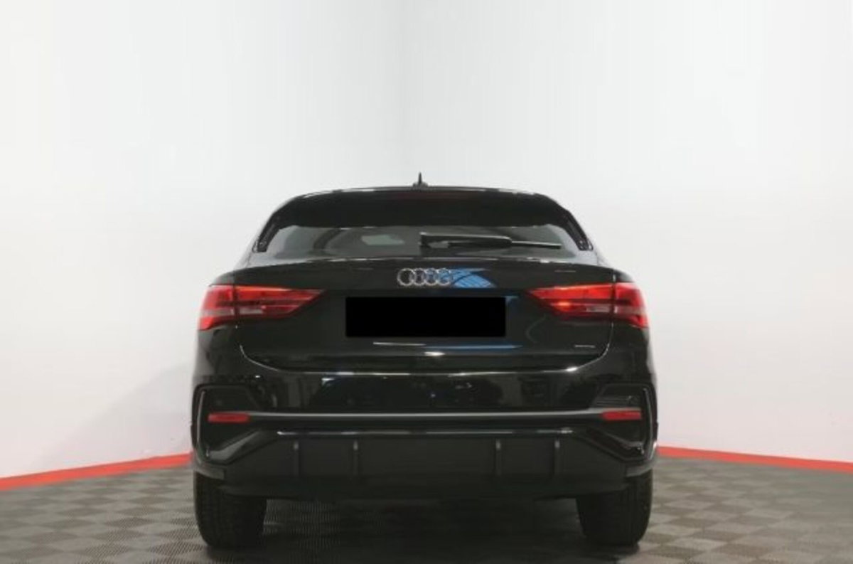 Audi Q3 Sportback 35 TDI quattro S tronic S line edition (5)