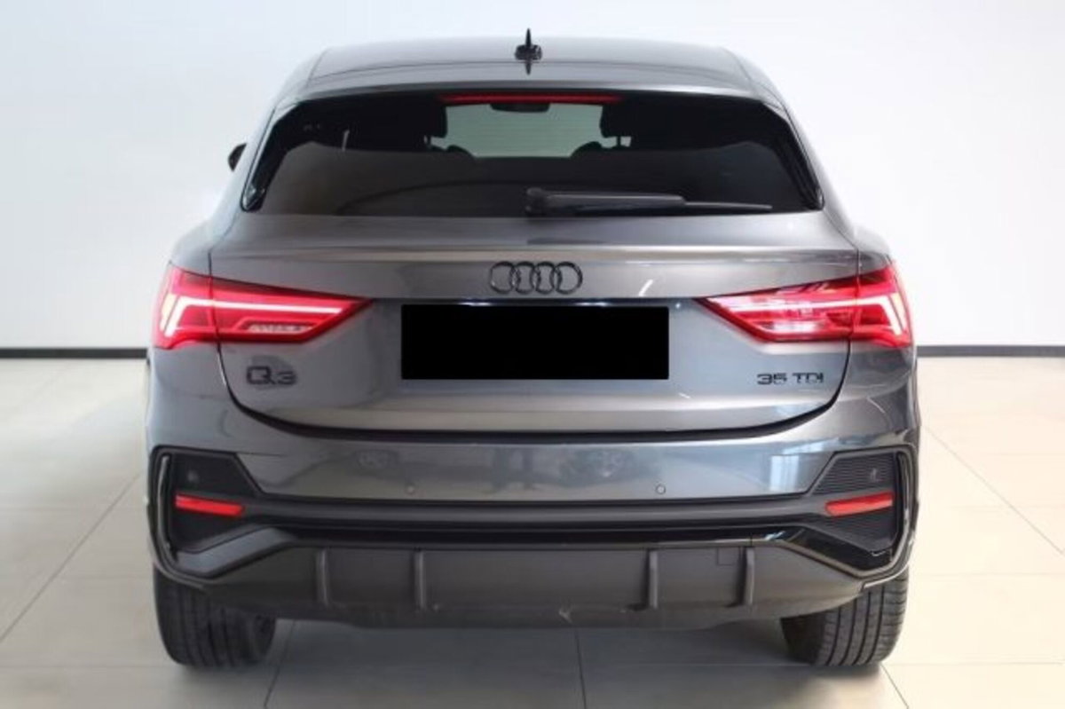 Audi Q3 Sportback 35 TDI quattro S tronic S line edition (7)