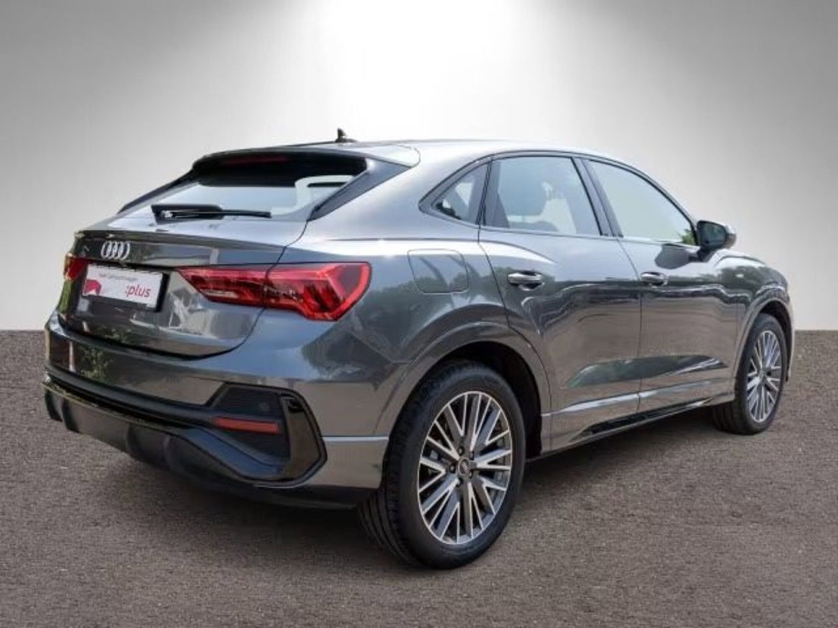 Audi Q3 Sportback 35 TDI quattro S tronic S line edition (2)