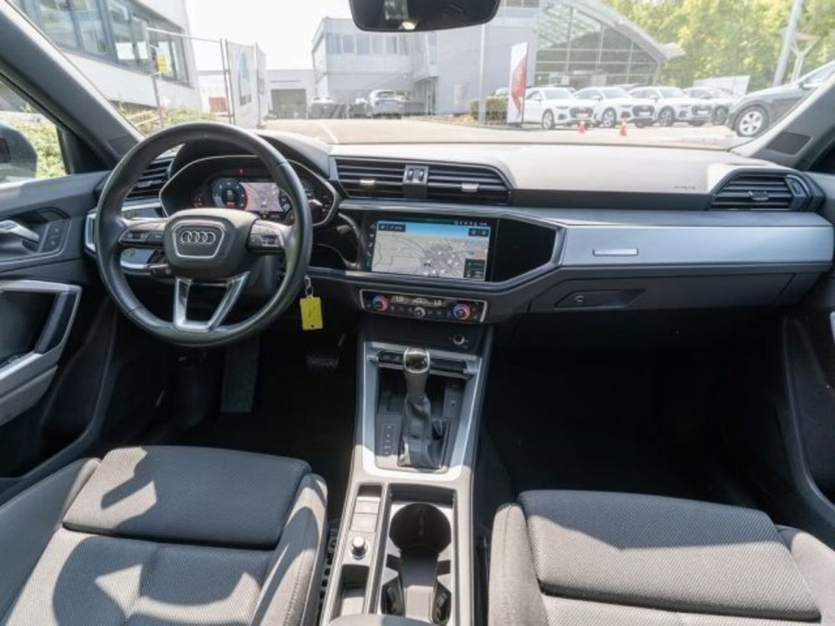 Audi Q3 Sportback 35 TDI quattro S tronic S line edition (6)