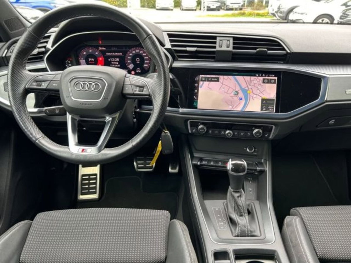 Audi Q3 Sportback 35 TDI quattro S tronic S line edition (9)