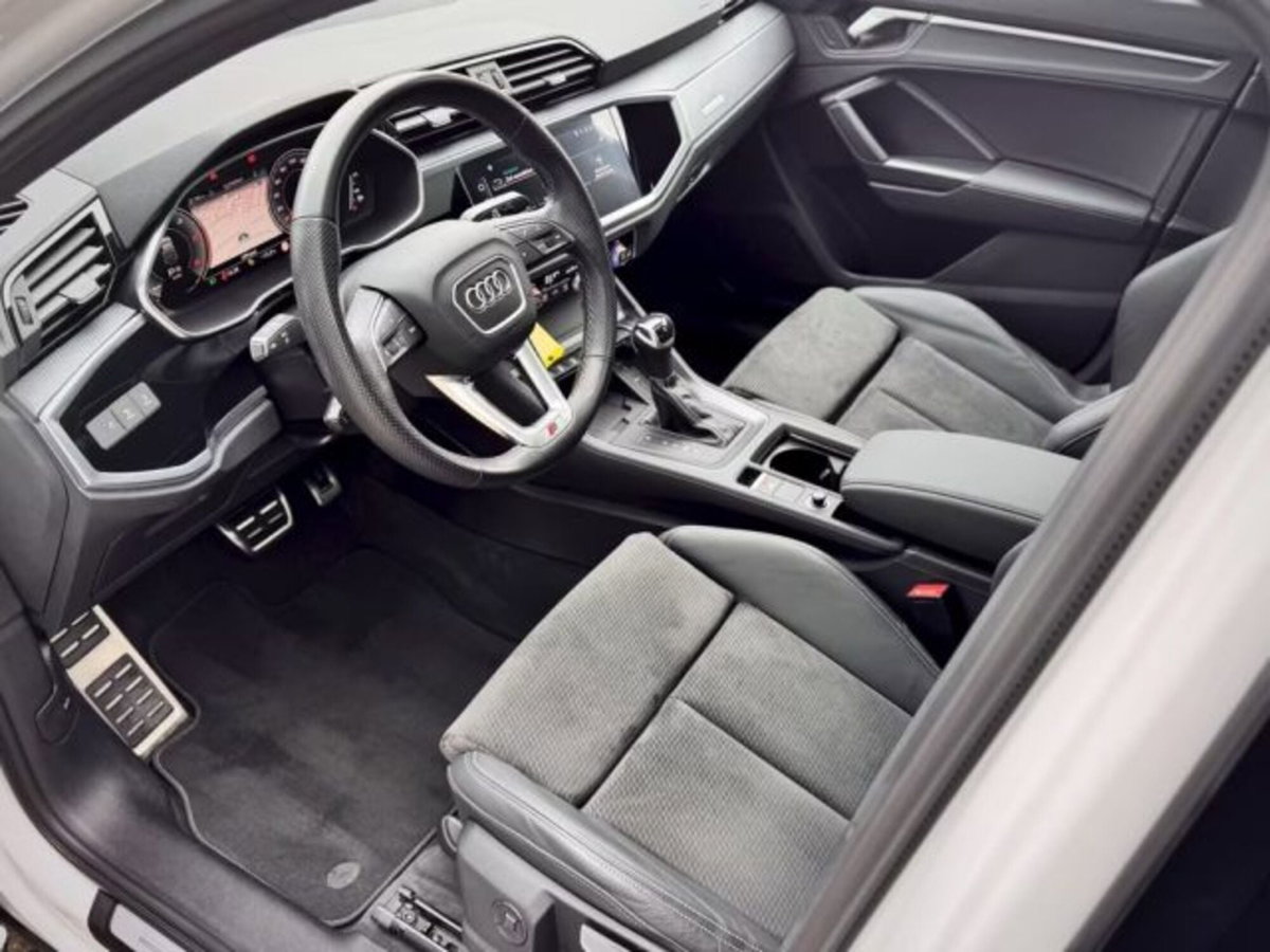 Audi Q3 Sportback 35 TDI quattro S tronic S line edition (15)