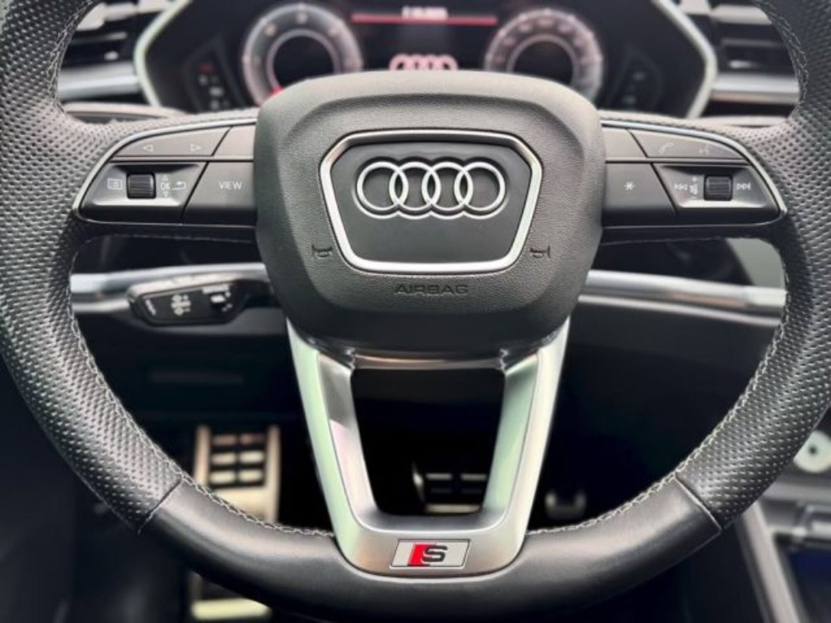 Audi Q3 Sportback 35 TDI quattro S tronic S line edition (16)