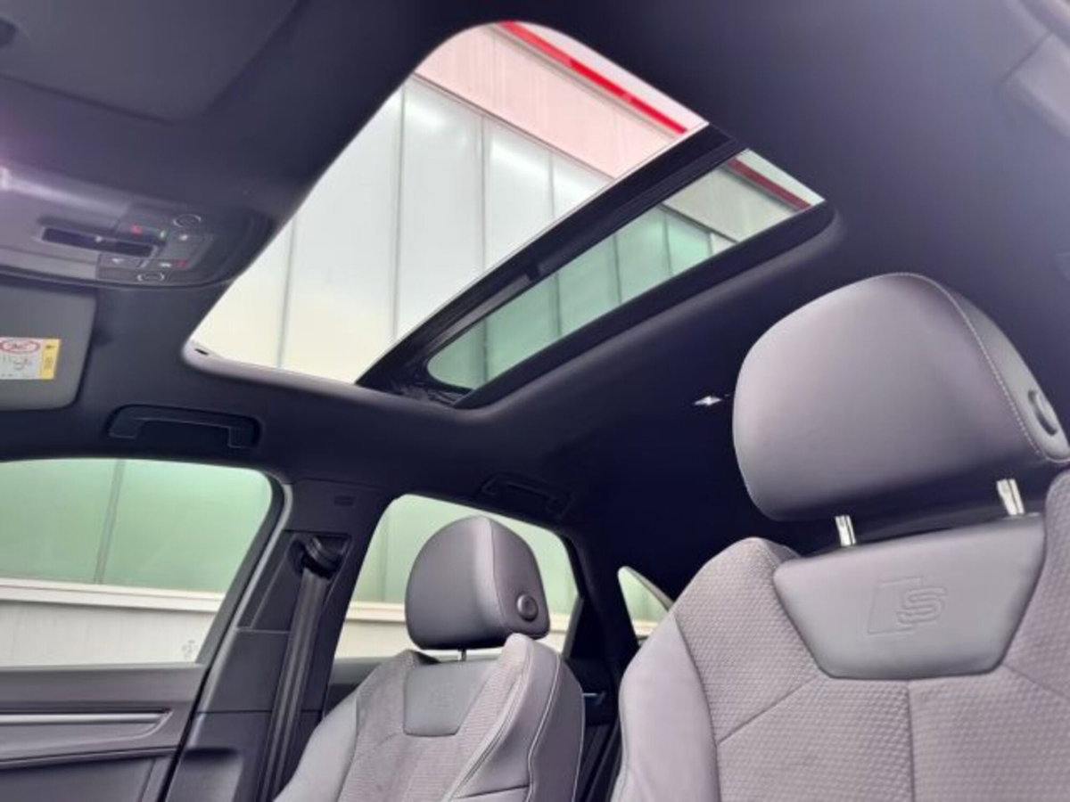 Audi Q3 Sportback 35 TDI quattro S tronic S line edition (18)