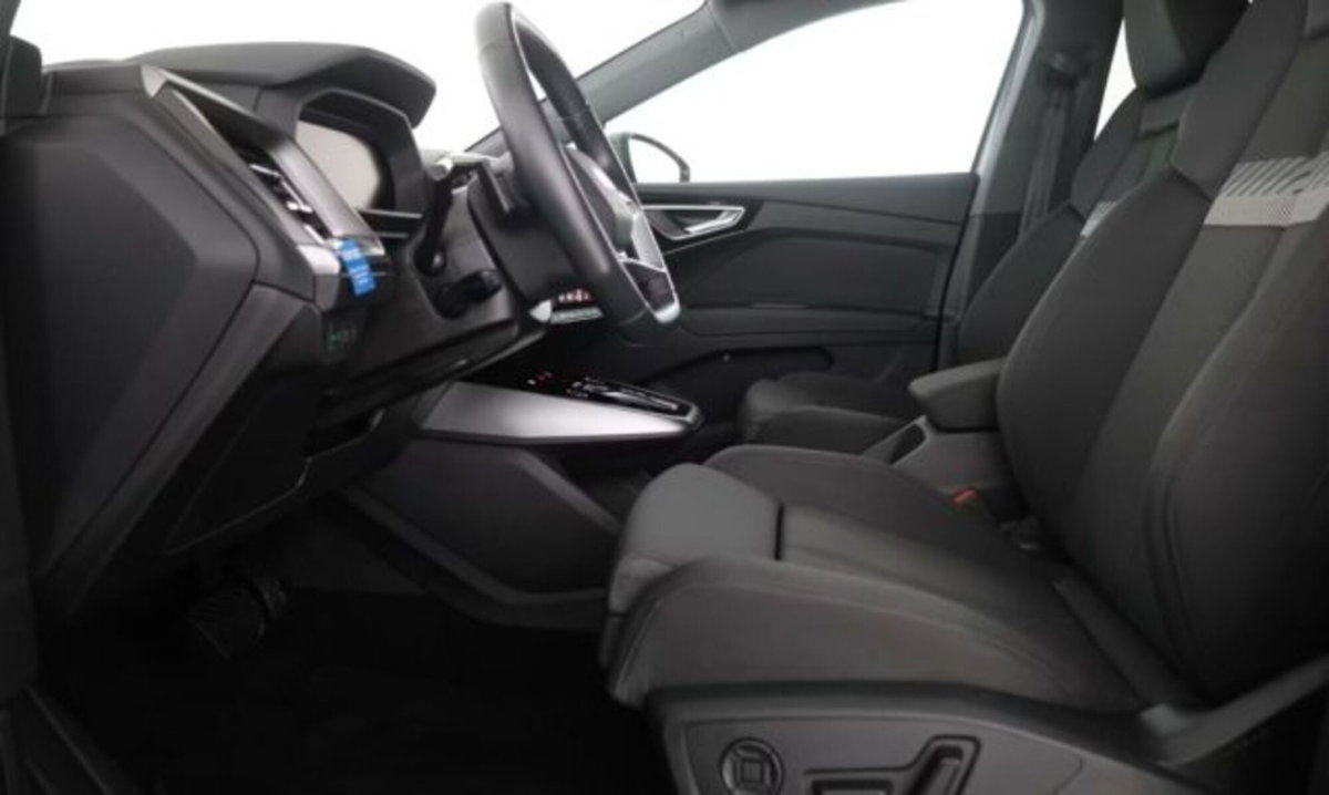 Audi Q4 Sportback Q4 45 e-tron quattro S line edition (12)