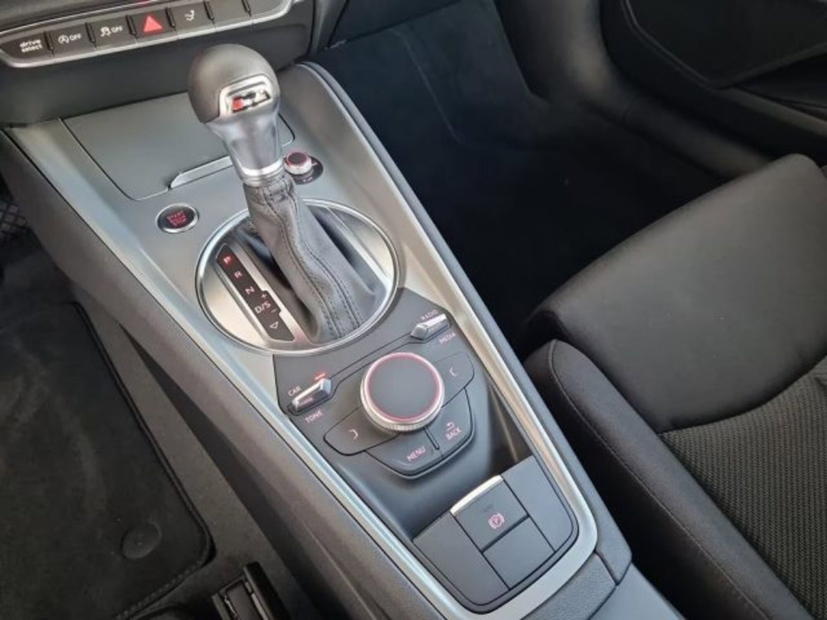 Audi TT Coupé 40 TFSI S tronic (15)