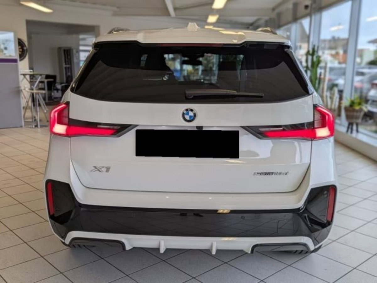 BMW X1 sDrive 18d Msport (4)