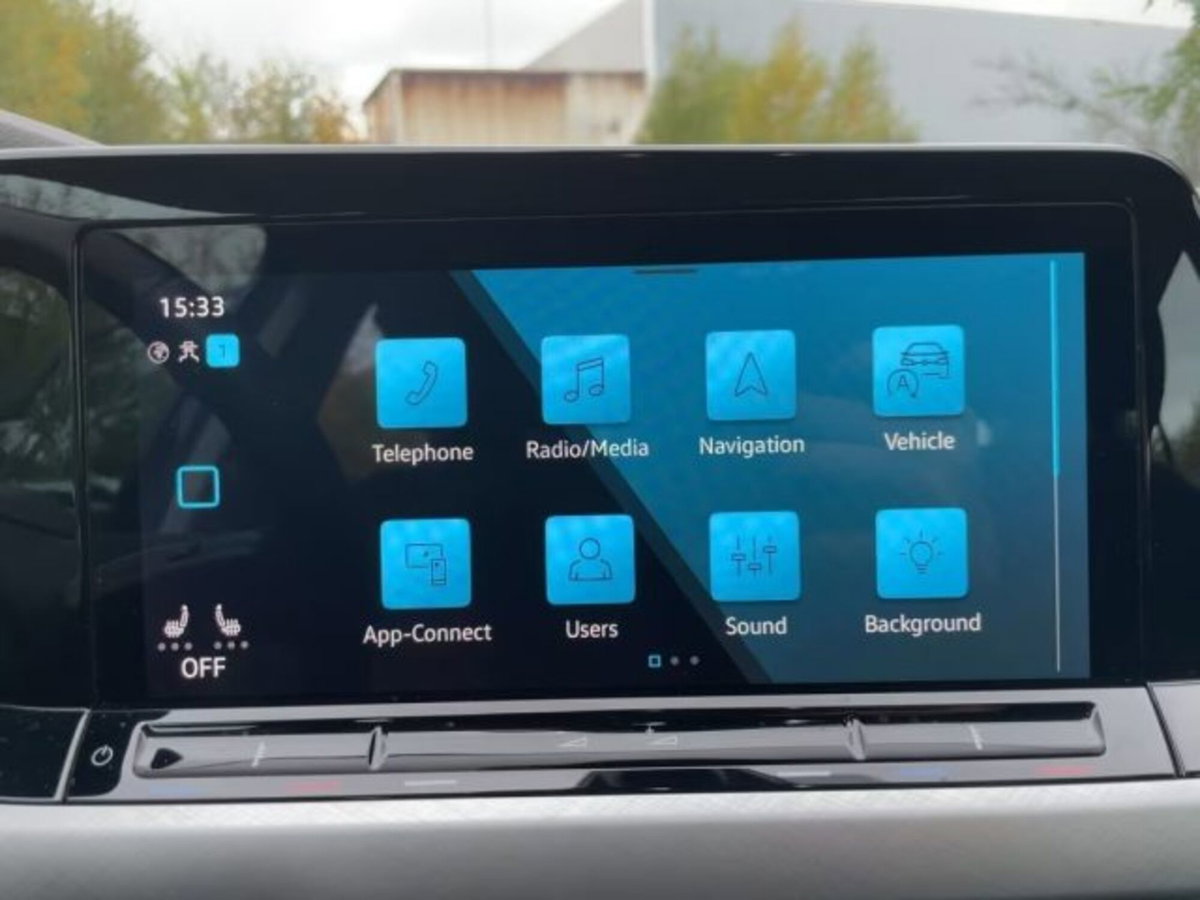 Volkswagen Golf 2.0 TDI SCR Life (8)