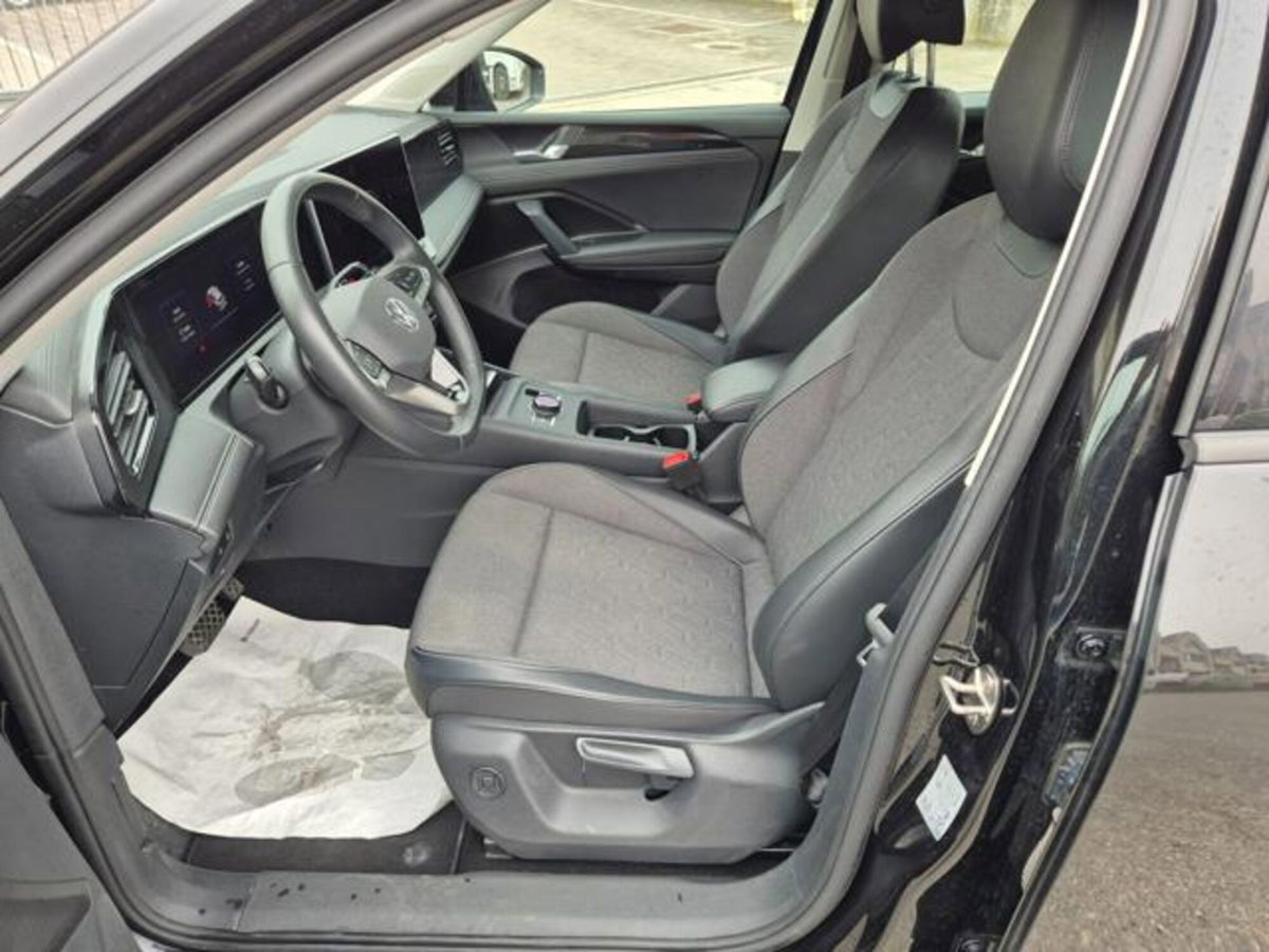 Volkswagen Tiguan 2.0 tdi Life 150cv dsg (9)