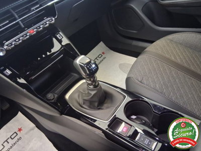 Peugeot 2008 PureTech 100 S&S Allure (15)