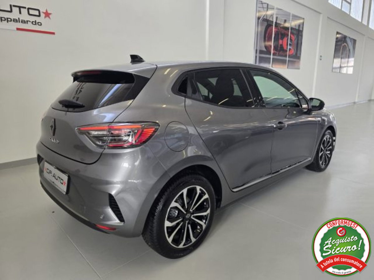 Renault Clio TCe 90 CV 5 porte Techno (4)