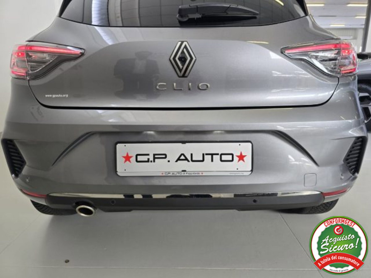 Renault Clio TCe 90 CV 5 porte Techno (7)